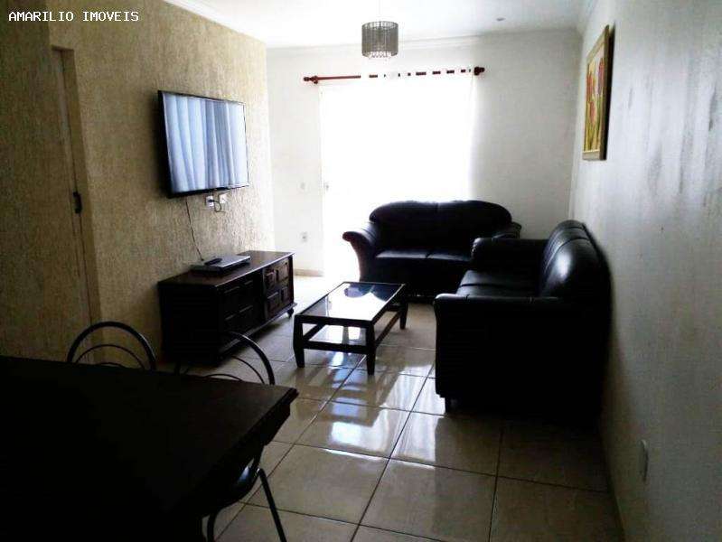 Casa à venda com 4 quartos, 200m² - Foto 3