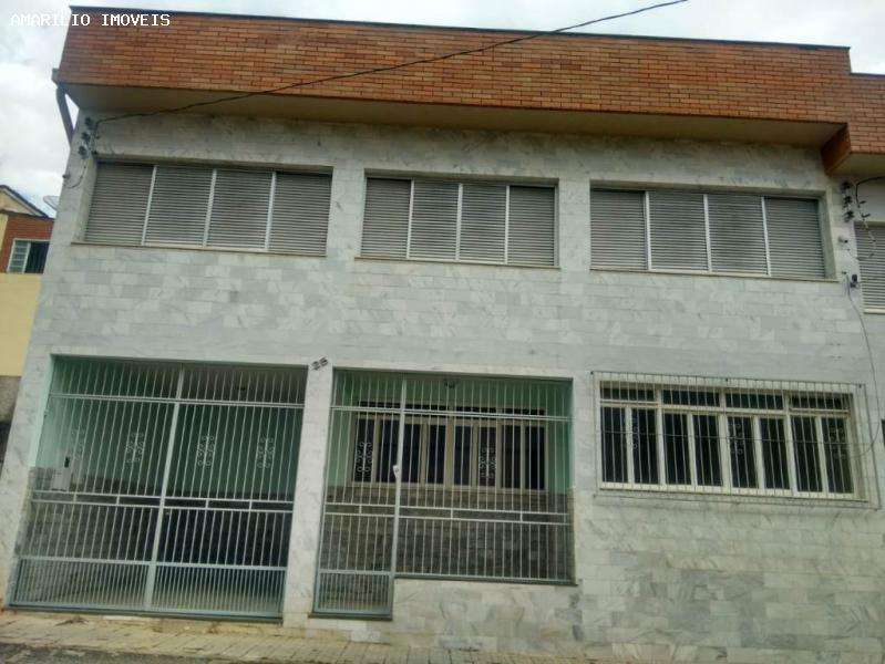 Casa à venda com 2 quartos, 300m² - Foto 1