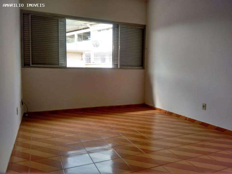 Casa à venda com 2 quartos, 300m² - Foto 5