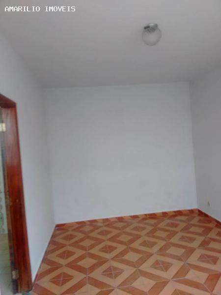 Casa à venda com 2 quartos, 300m² - Foto 12