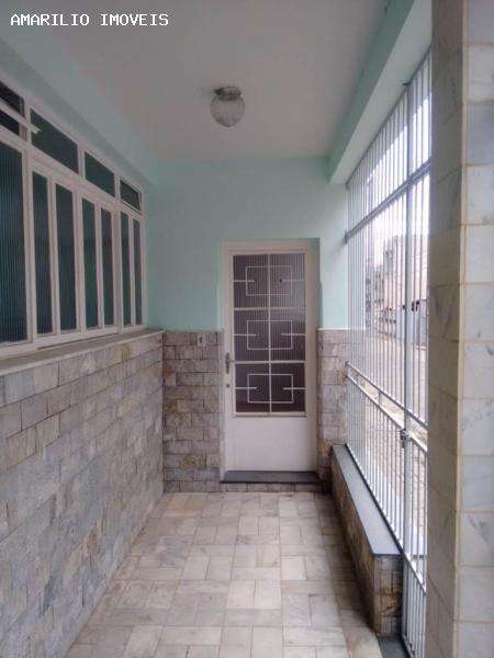 Casa à venda com 2 quartos, 300m² - Foto 17