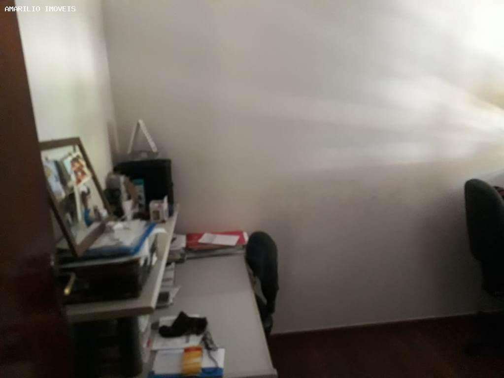 Casa, 4 quartos, 385 m² - Foto 9