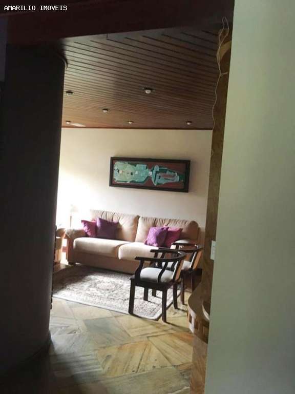 Casa, 5 quartos, 282 m² - Foto 4