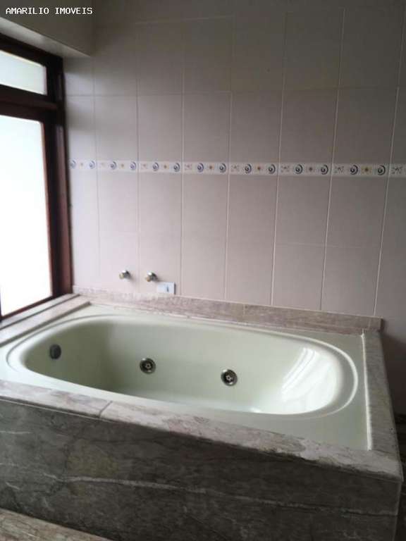 Casa, 5 quartos, 282 m² - Foto 12