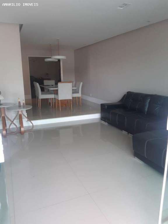 Casa, 3 quartos, 202 m² - Foto 4