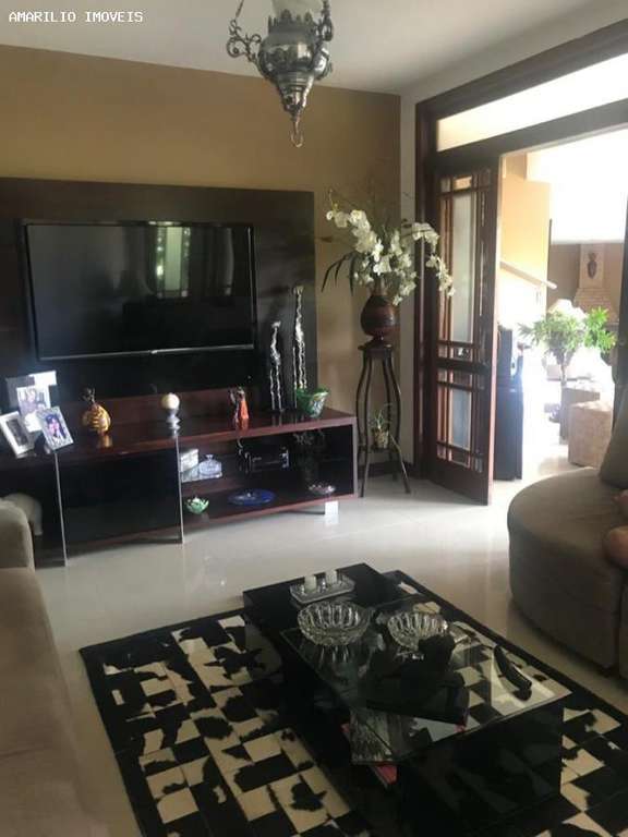 Casa, 3 quartos, 296 m² - Foto 2