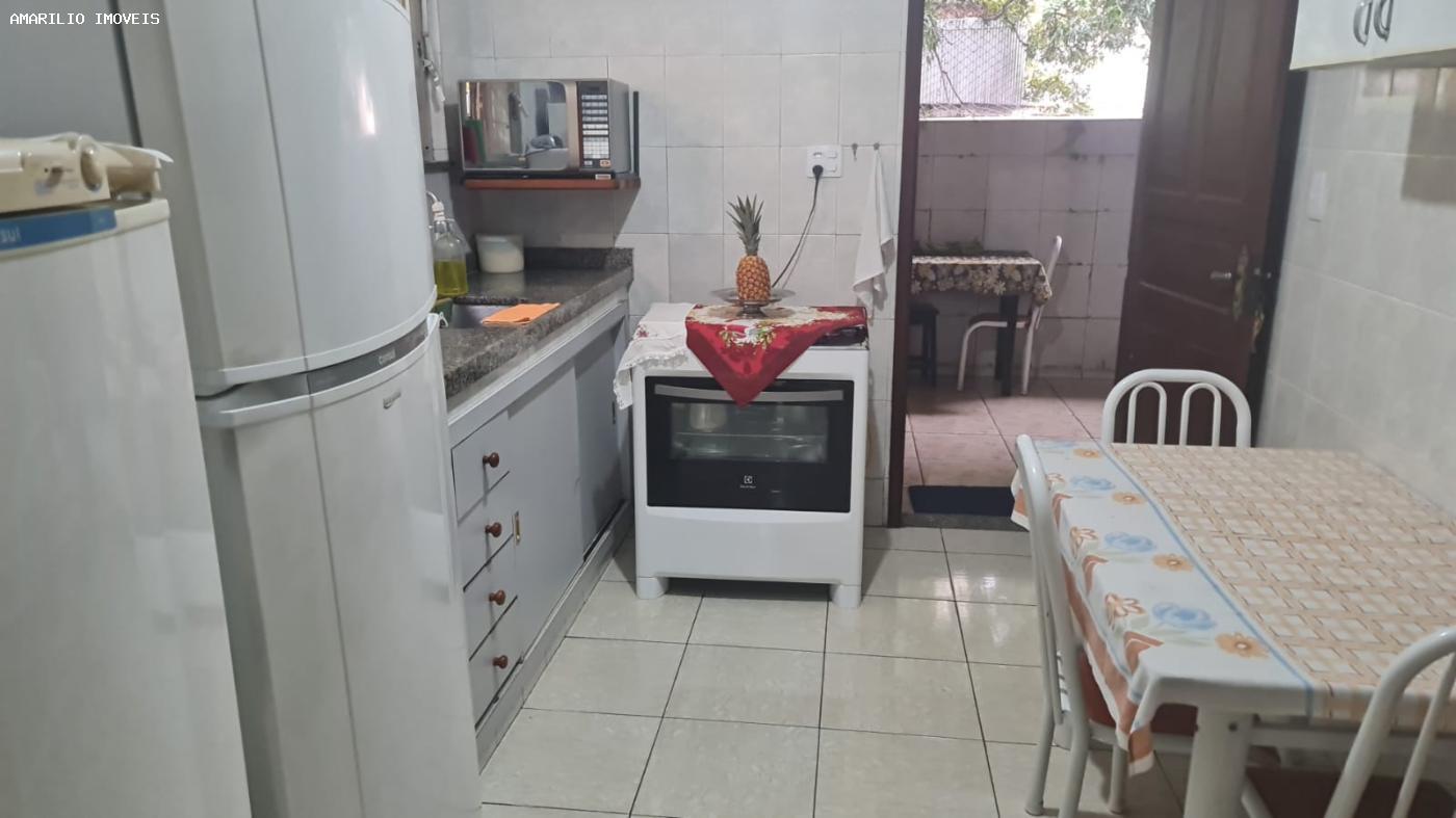 Casa, 4 quartos, 200 m² - Foto 9