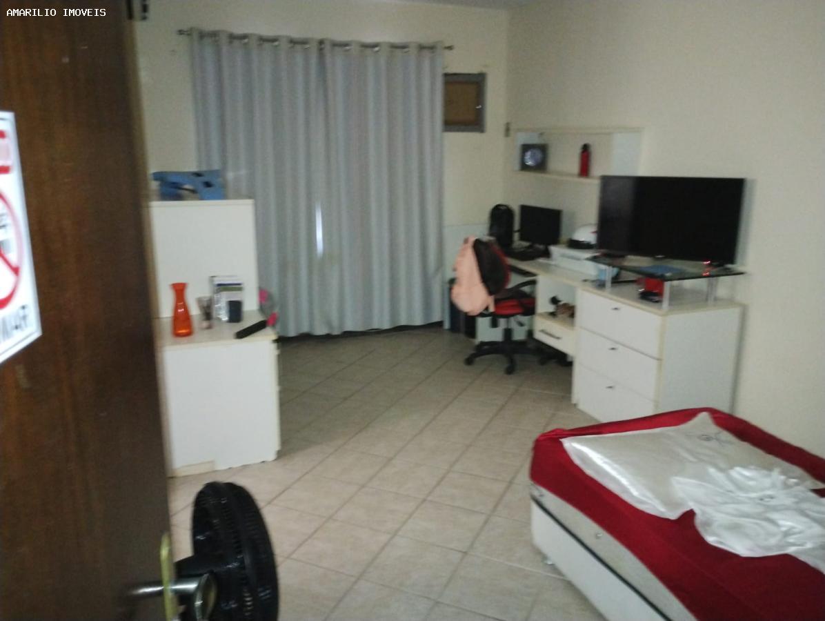 Casa, 4 quartos, 250 m² - Foto 12