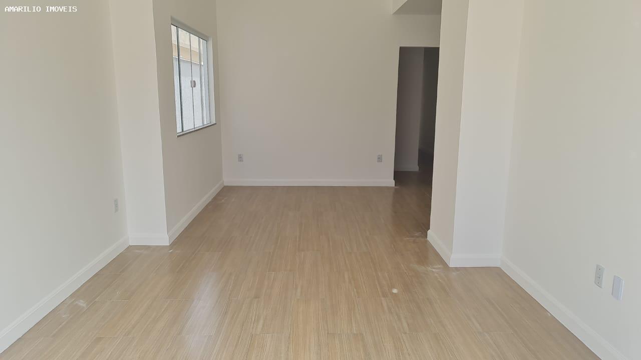 Casa, 3 quartos, 134 m² - Foto 2