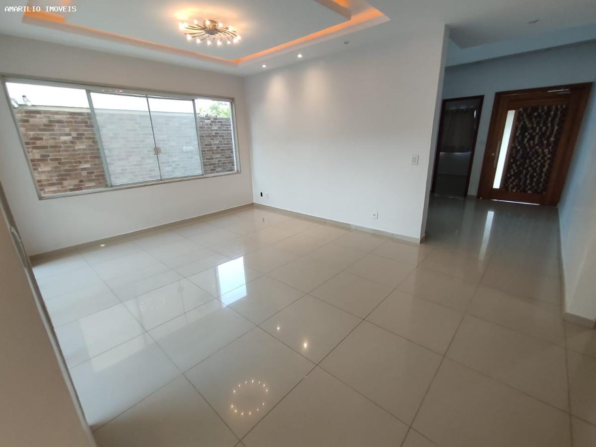 Casa, 4 quartos, 300 m² - Foto 4