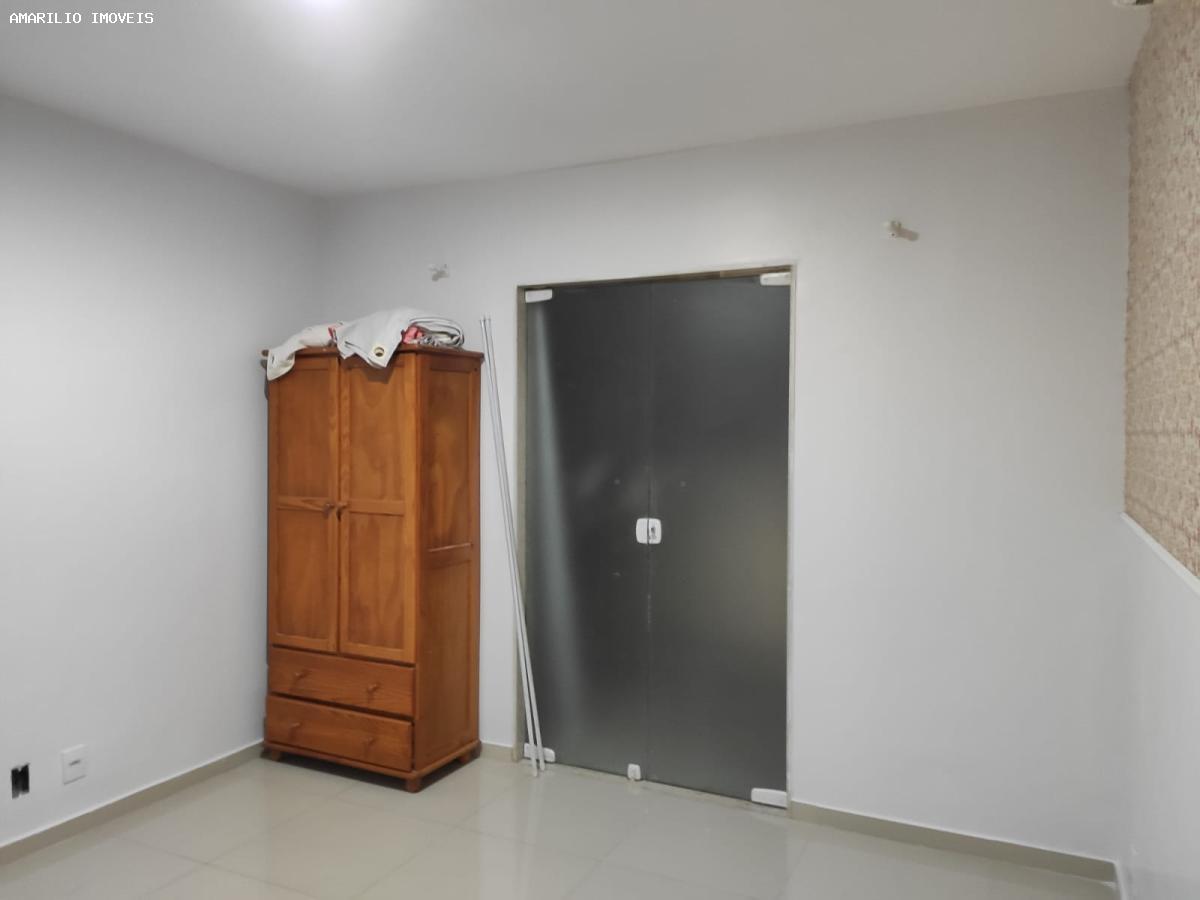 Casa, 4 quartos, 300 m² - Foto 12