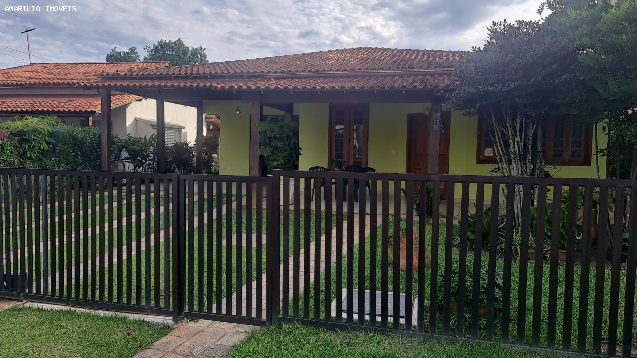 Casa, 3 quartos, 230 m² - Foto 2