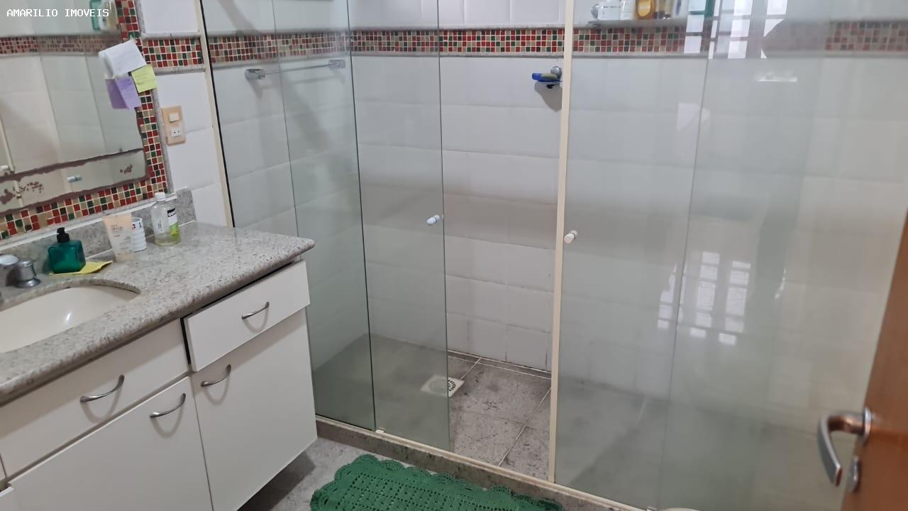 Casa, 3 quartos, 230 m² - Foto 13