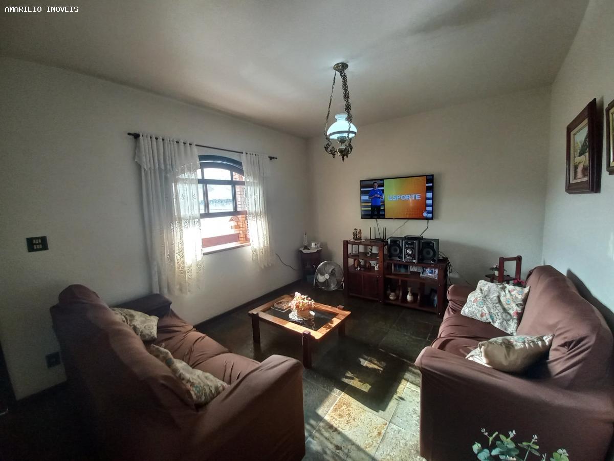 Casa, 3 quartos, 200 m² - Foto 4