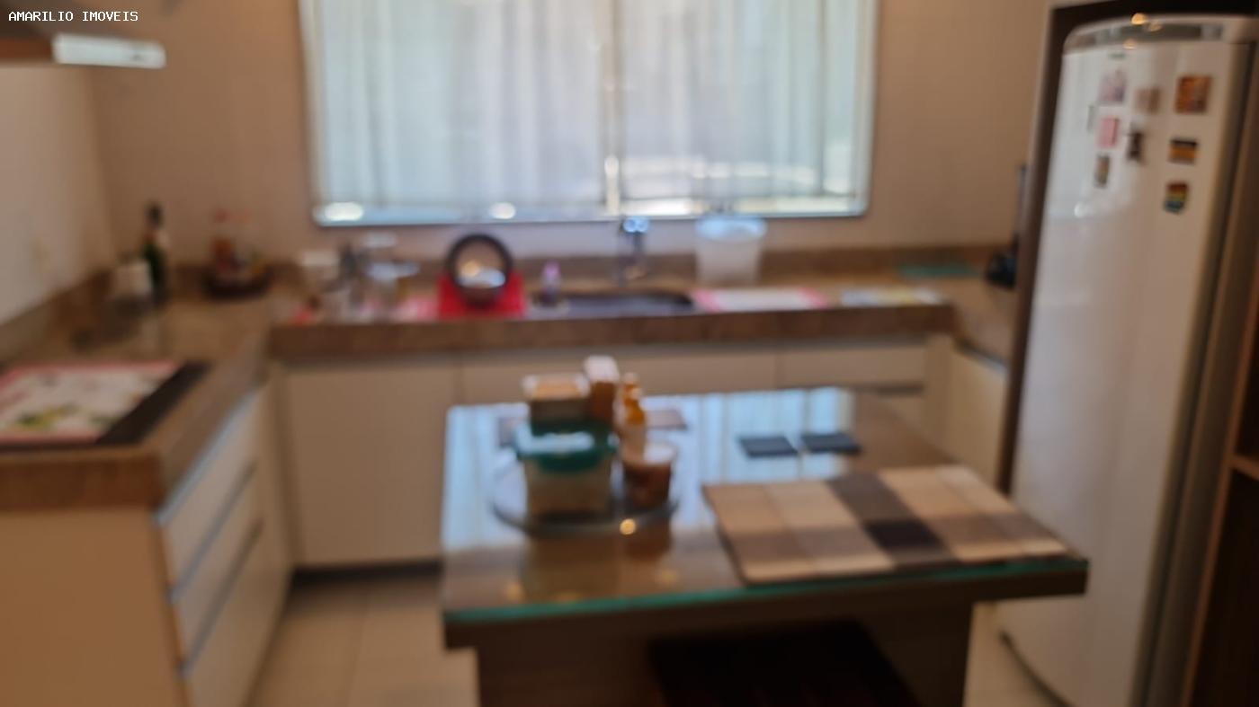 Casa, 3 quartos, 210 m² - Foto 9