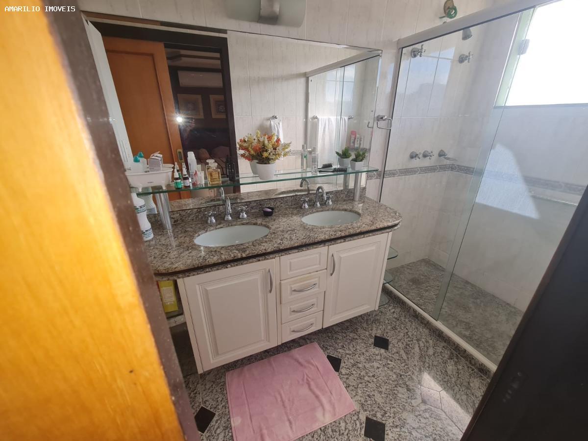 Casa, 3 quartos, 250 m² - Foto 13