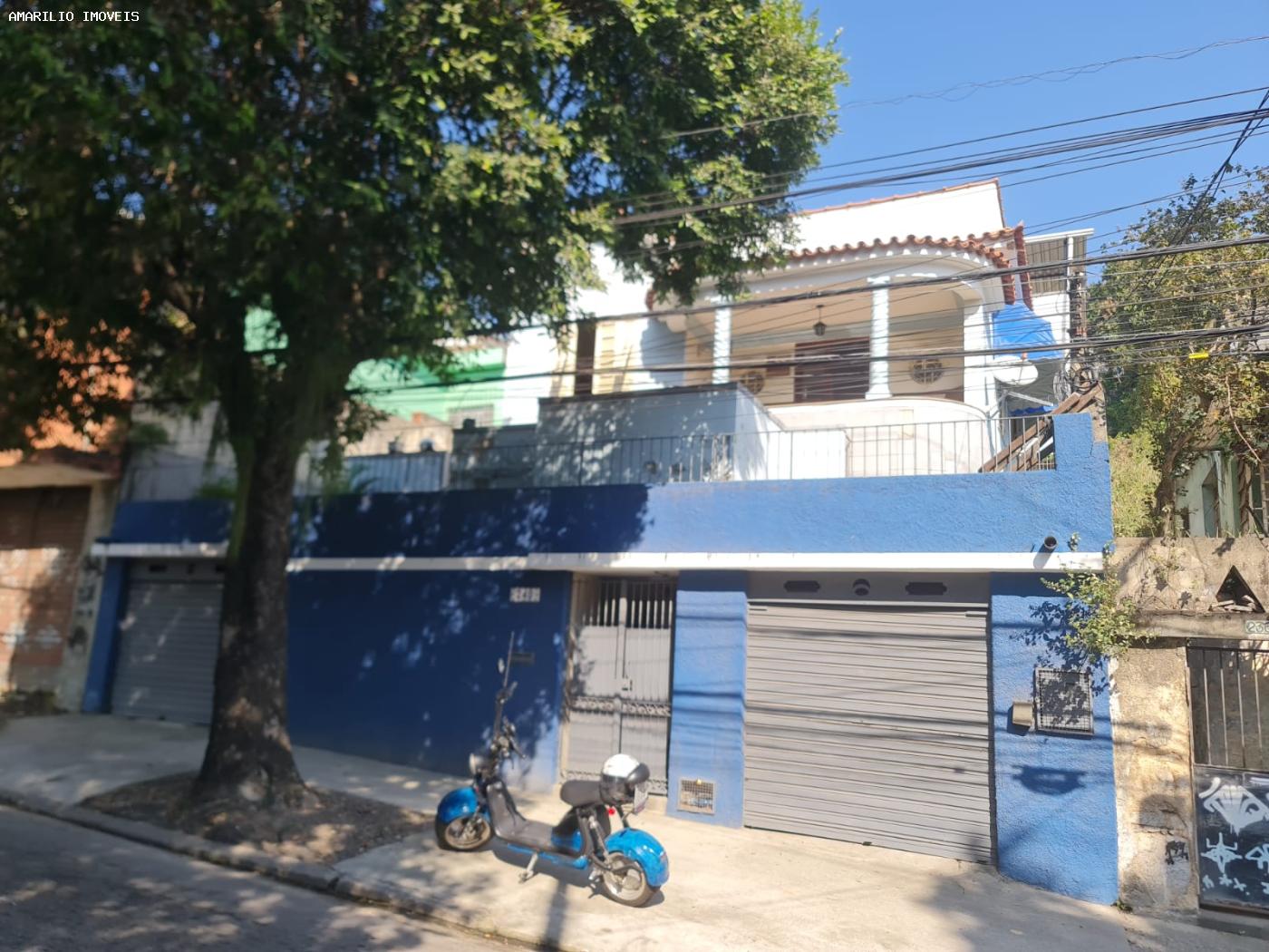 Casa à venda com 8 quartos, 337m² - Foto 1