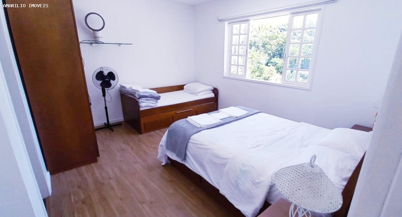 Casa à venda com 3 quartos, 300m² - Foto 19