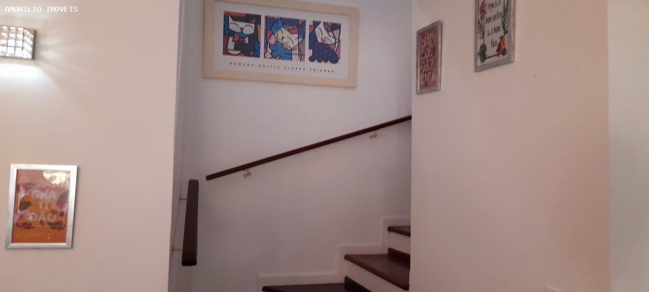 Casa à venda com 3 quartos, 300m² - Foto 12