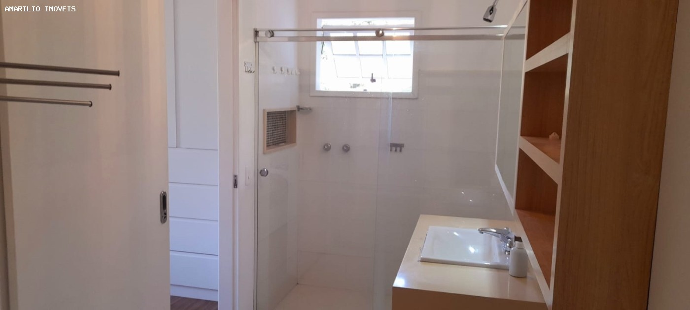 Casa à venda com 3 quartos, 300m² - Foto 23
