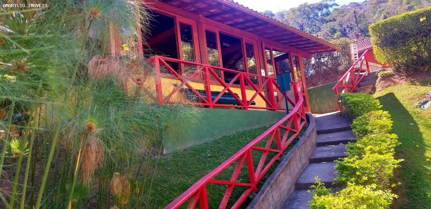 Casa à venda com 3 quartos, 300m² - Foto 42