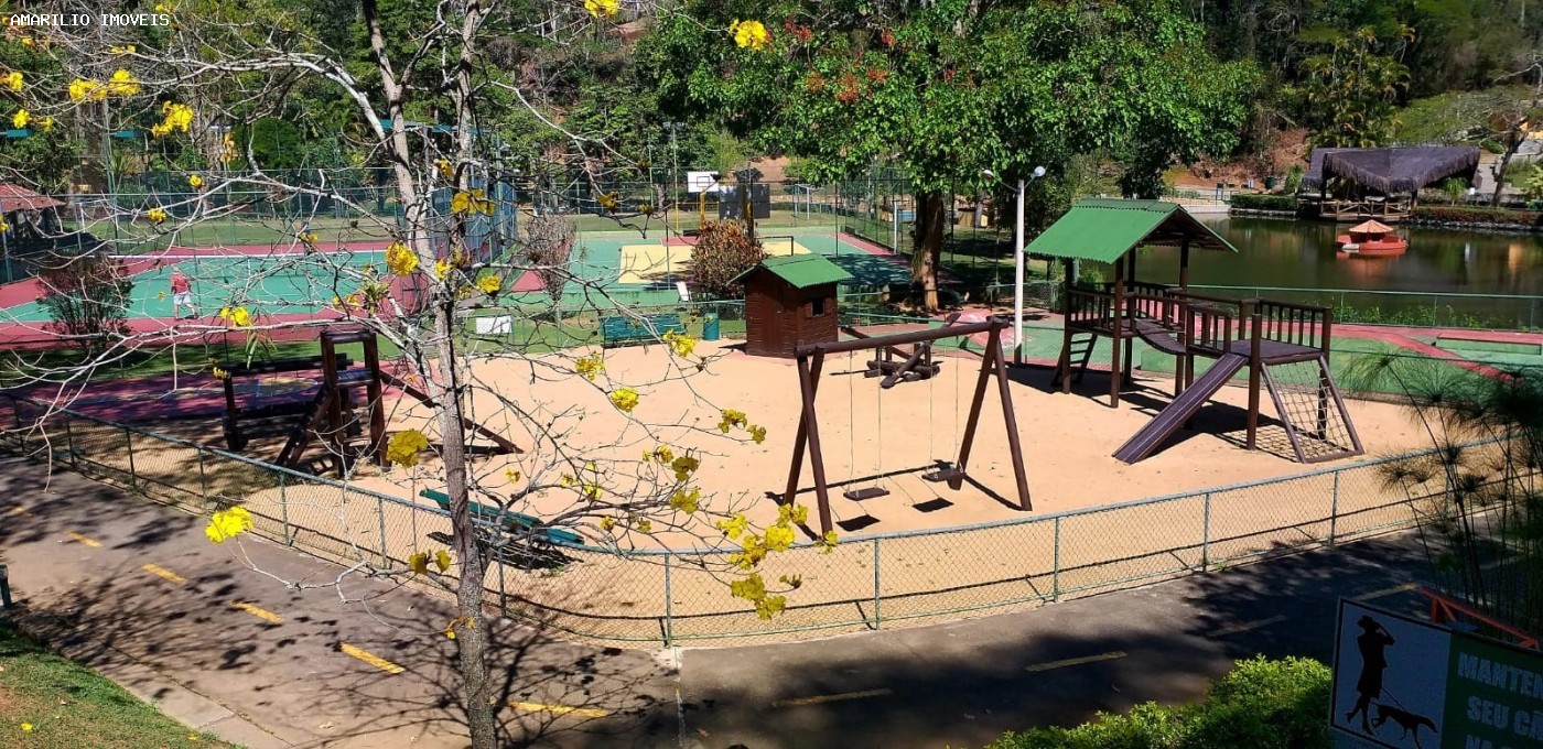 Casa à venda com 3 quartos, 300m² - Foto 45