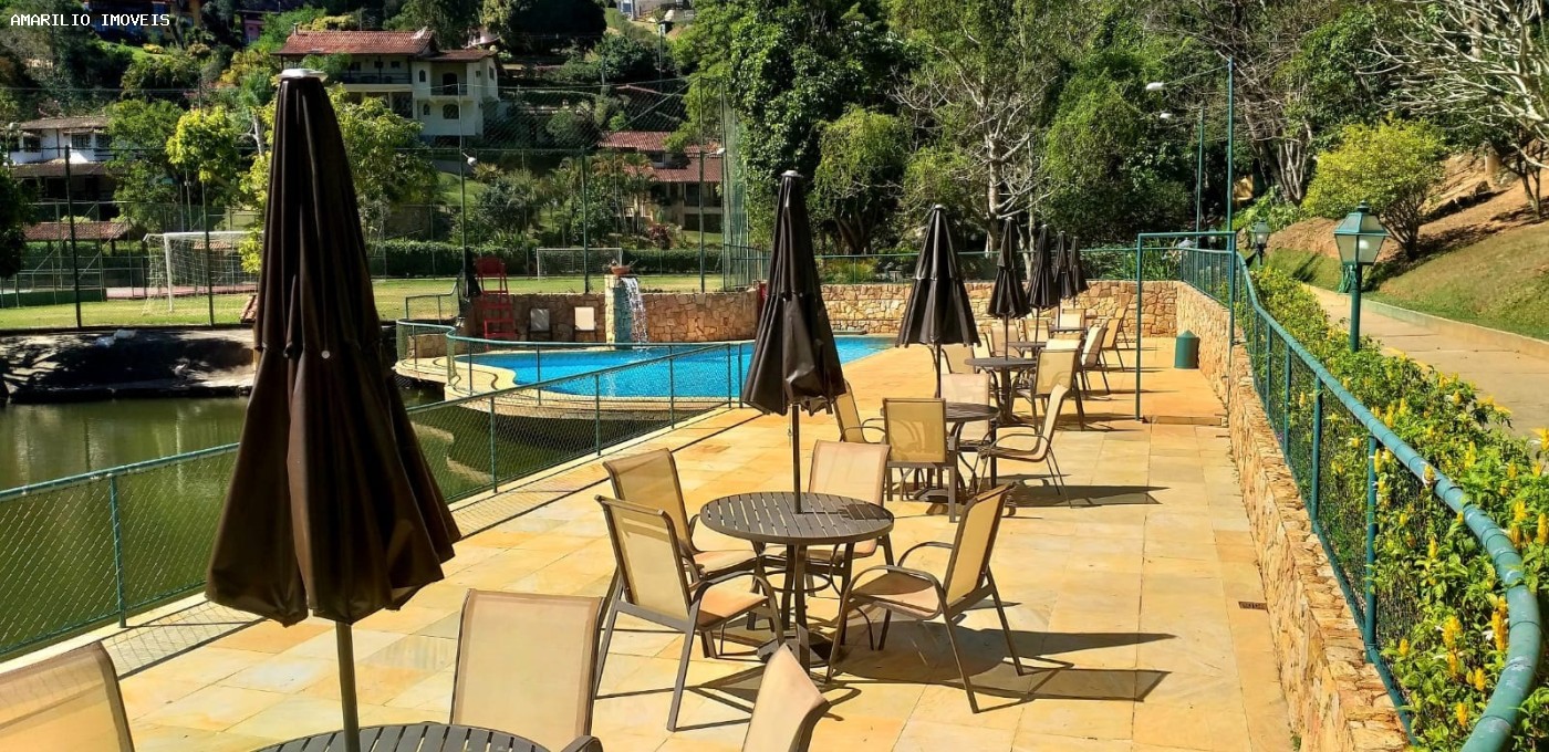 Casa à venda com 3 quartos, 300m² - Foto 55