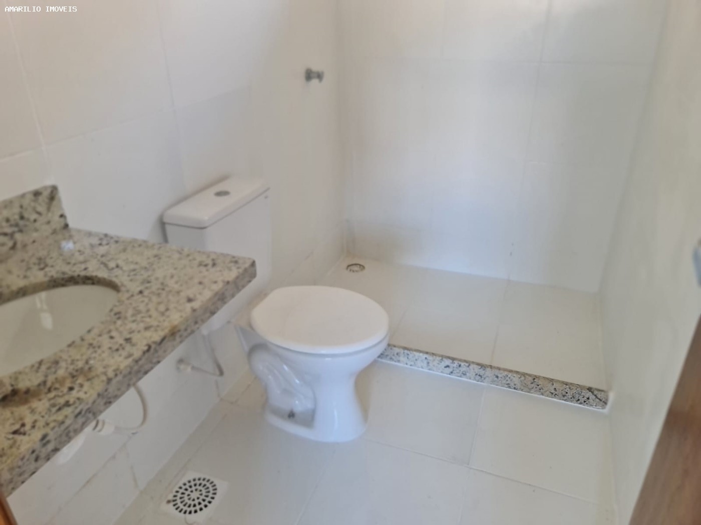 Casa à venda com 2 quartos, 115m² - Foto 11