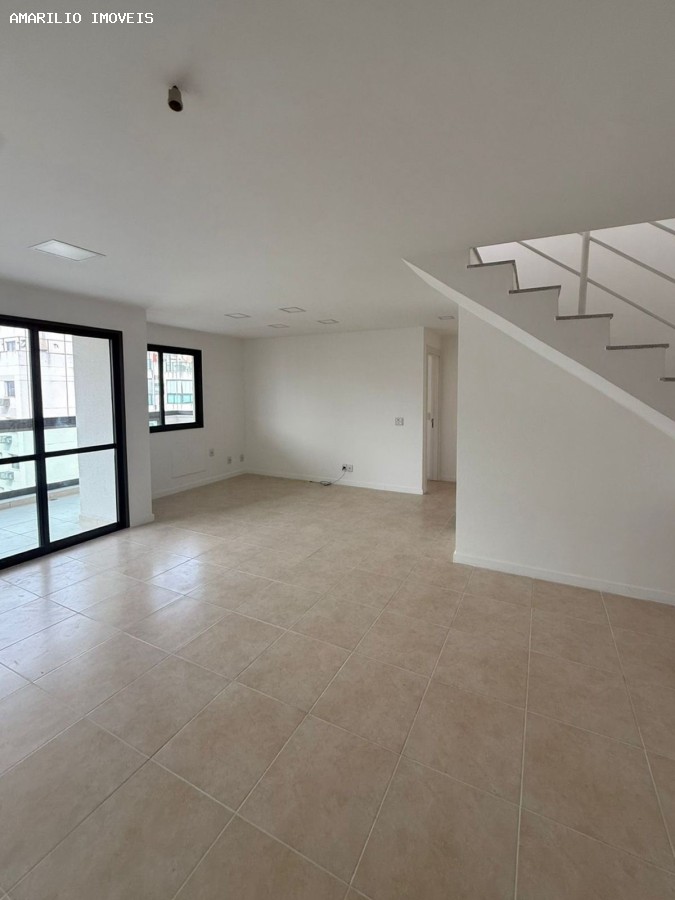 Cobertura, 3 quartos, 157 m² - Foto 2