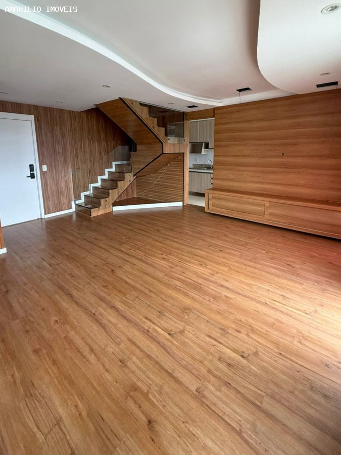 Cobertura, 3 quartos, 144 m² - Foto 4
