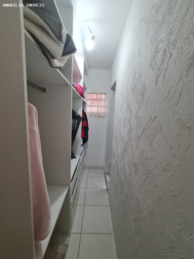 Casa, 3 quartos, 230 m² - Foto 9