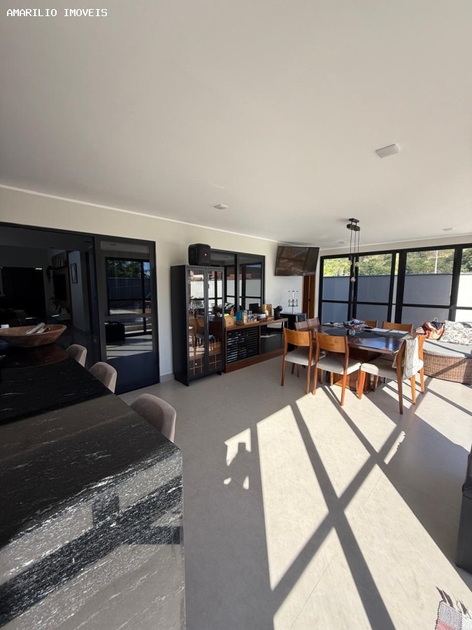 Casa, 4 quartos, 298 m² - Foto 8