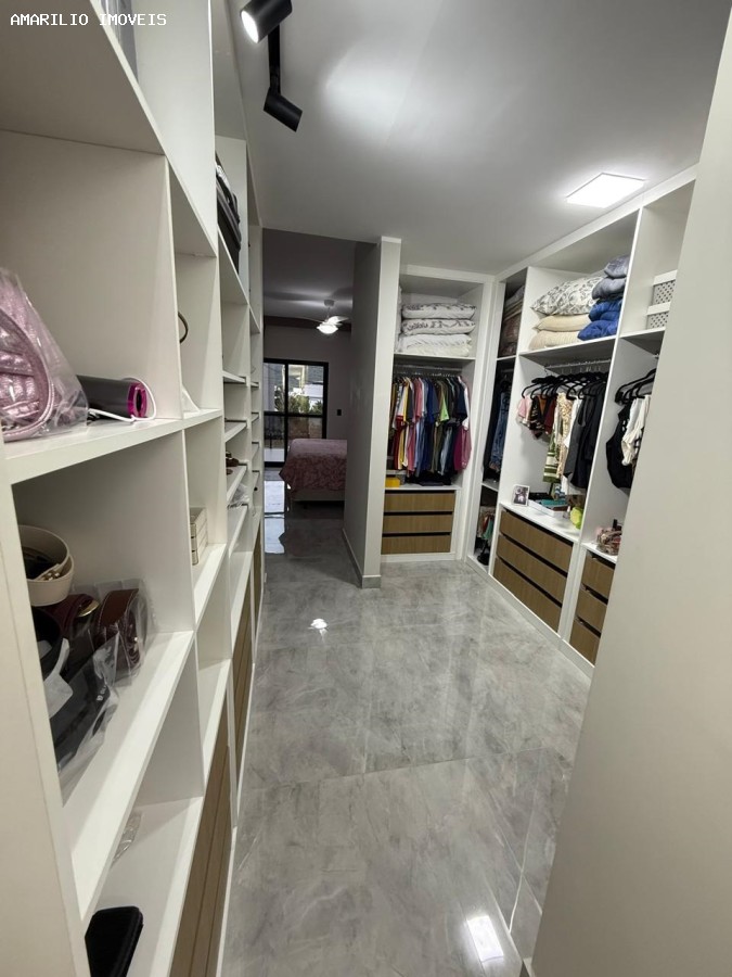 Casa, 4 quartos, 298 m² - Foto 30